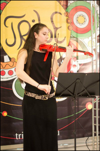 Мария Ефименко - электроскрипка 