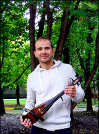 Сергей Ткаченко - электроскрипка 