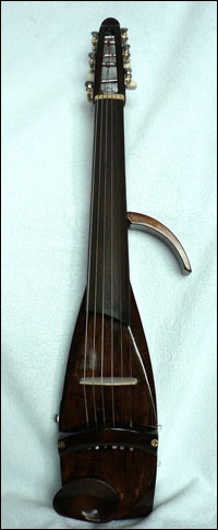 Шестиструнная скрипка - общий вид. Модель - март 2011. Оснащение - активная пьезо-система Artec.